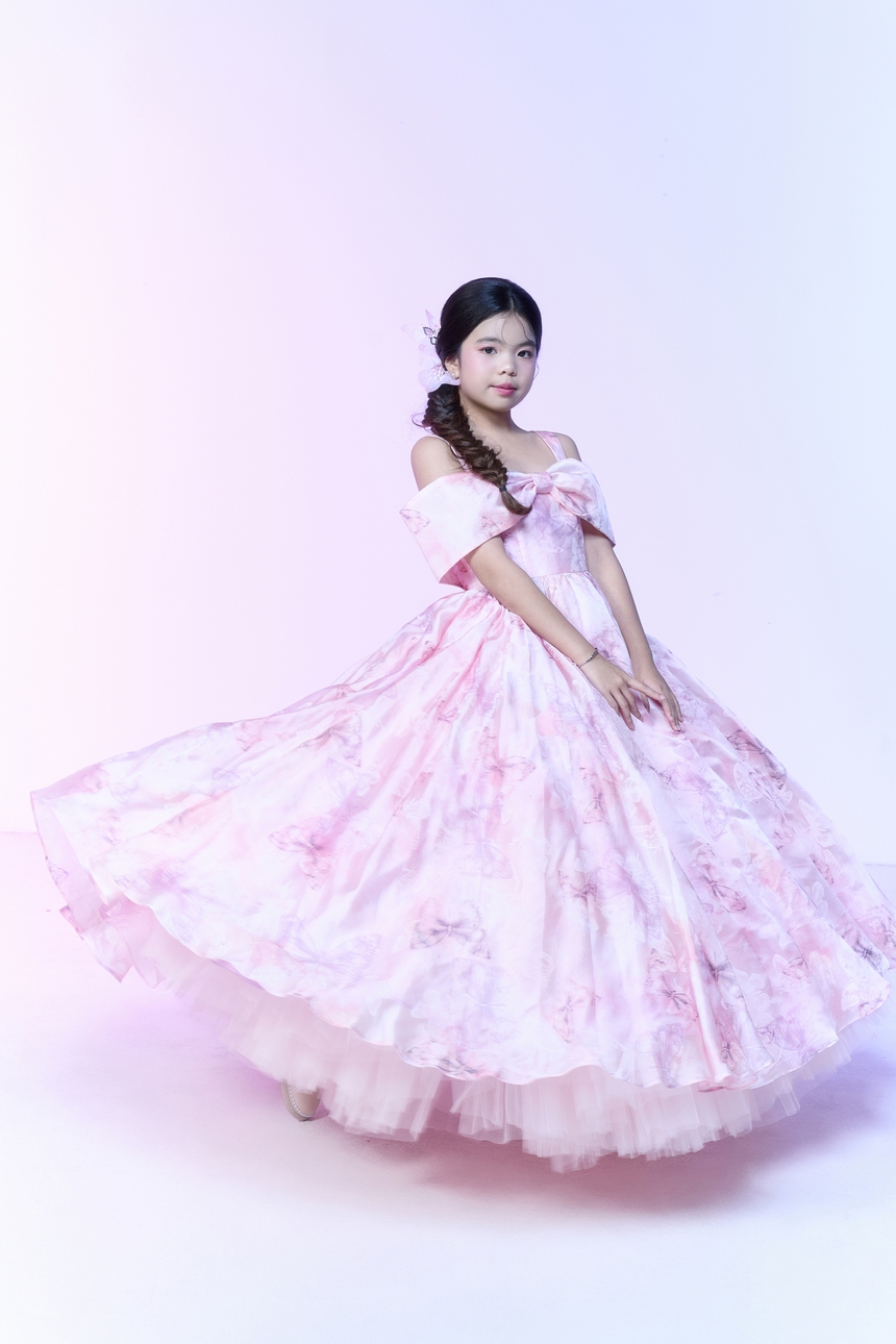 NTK Nguyễn Minh Công khai xuân 2025 với BST dành cho trẻ em - Ảnh 7. NTK Nguyễn Minh Công khai xuân 2025 với BST dành cho trẻ em - Ảnh 7.