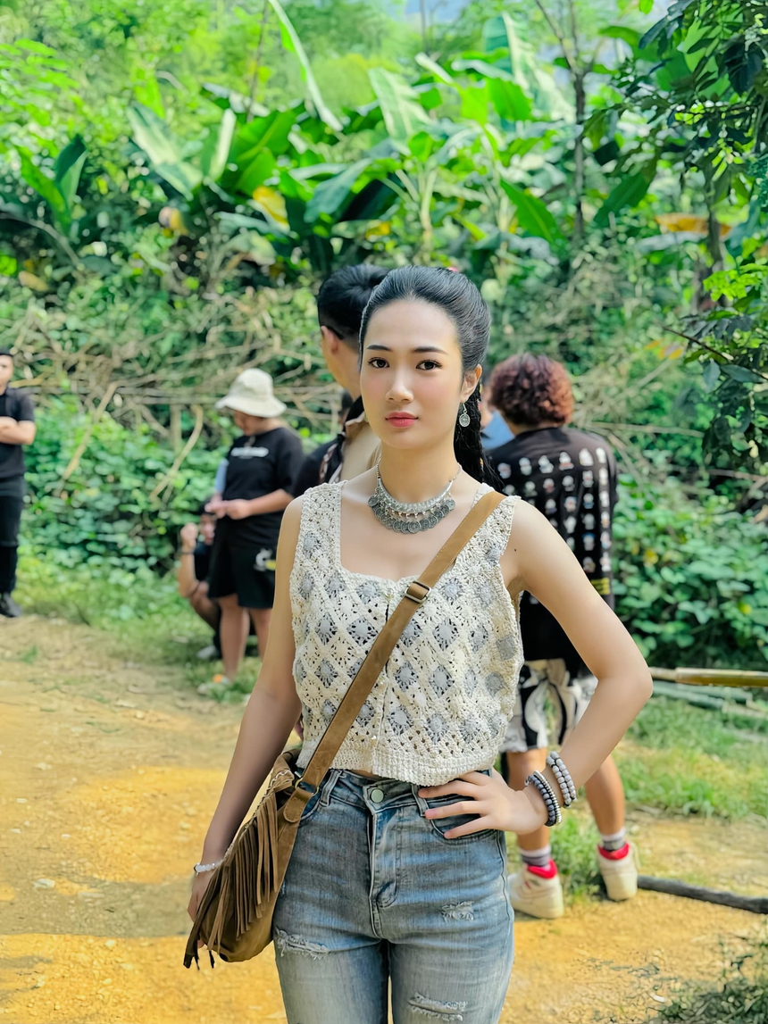 Những gương mặt mới tỏa sáng trong phim VTV năm 2024 - Ảnh 9. Những gương mặt mới tỏa sáng trong phim VTV năm 2024 - Ảnh 9.