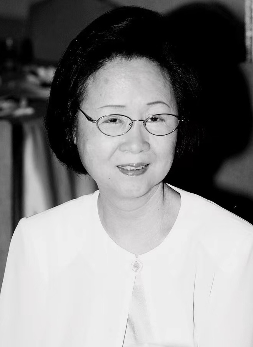 Nhà văn Quỳnh Dao qua đời ở tuổi 86: "Sống trong thế gian nhưng không thuộc về thế gian" - Ảnh 1. Nhà văn Quỳnh Dao qua đời ở tuổi 86: "Sống trong thế gian nhưng không thuộc về thế gian" - Ảnh 1.