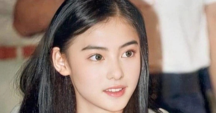 Trương Bá Chi lộ diện với dấu hiệu tăng cân và lão hóa sau thời gian vắng bóng trên mạng xã hội - Ảnh 4. Trương Bá Chi lộ diện với dấu hiệu tăng cân và lão hóa sau thời gian vắng bóng trên mạng xã hội - Ảnh 4.