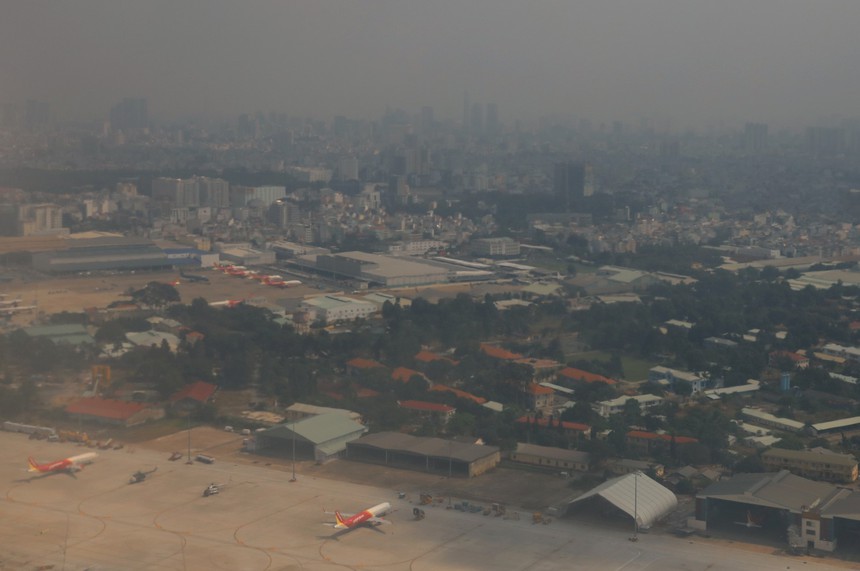 Ô nhiễm không khí tăng cao ở Thành phố Hồ Chí Minh - Ảnh 2. Ô nhiễm không khí tăng cao ở Thành phố Hồ Chí Minh - Ảnh 2.