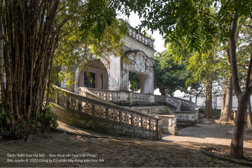 "Kiến trúc Hà Nội – Giao thoa văn hóa Việt – Pháp": Kể chuyện lịch sử Hà Nội qua những công trình kiến trúc - Ảnh 8. "Kiến trúc Hà Nội – Giao thoa văn hóa Việt – Pháp": Kể chuyện lịch sử Hà Nội qua những công trình kiến trúc - Ảnh 8.