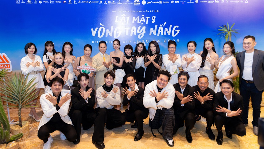 Lật mặt 8 của Lý Hải ra mắt dàn diễn viên kết hợp nhiều thế hệ - Ảnh 4. Lật mặt 8 của Lý Hải ra mắt dàn diễn viên kết hợp nhiều thế hệ - Ảnh 4.