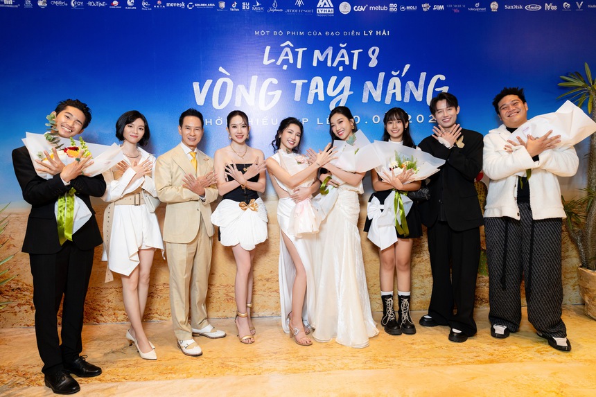 Lật mặt 8 của Lý Hải ra mắt dàn diễn viên kết hợp nhiều thế hệ - Ảnh 3. Lật mặt 8 của Lý Hải ra mắt dàn diễn viên kết hợp nhiều thế hệ - Ảnh 3.