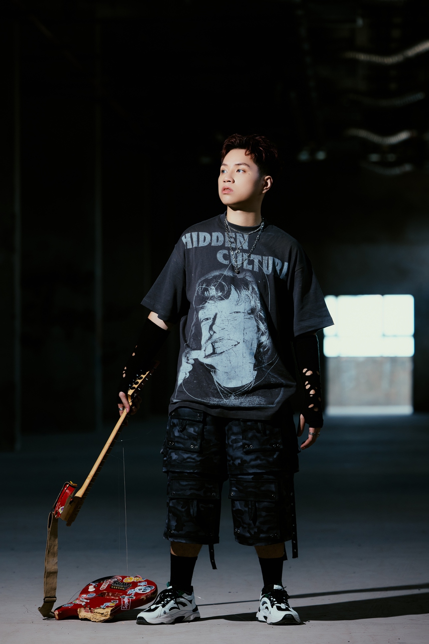 Khoi Vu tung MV “You Know”, bước vào đường đua âm nhạc - Ảnh 2.