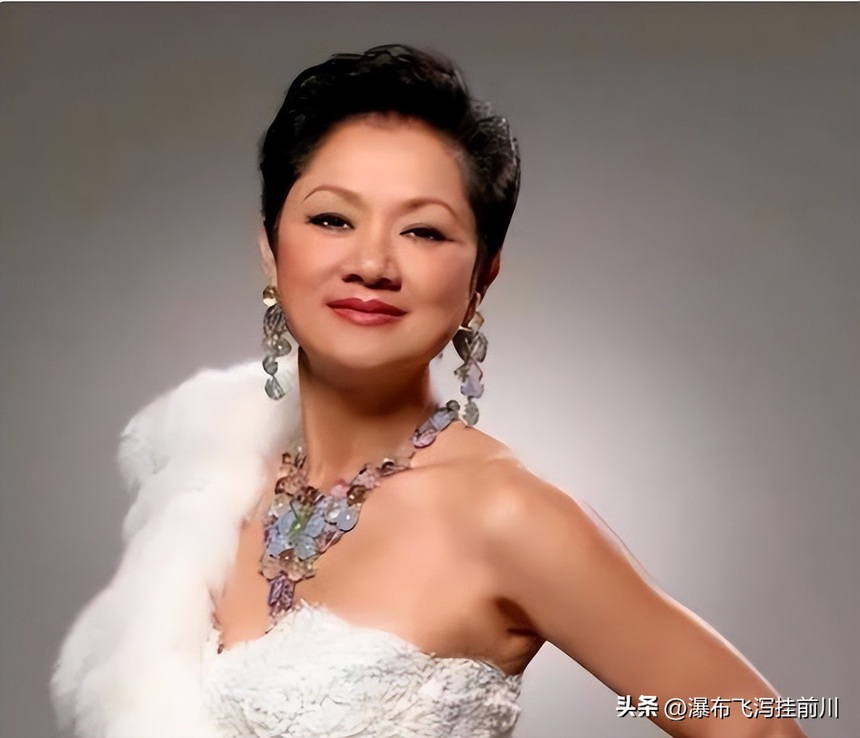 (Bài đăng Chủ nhật) Diệp Lệ Nghi: Đổi đời nhờ ca khúc "Bến Thượng Hải" nhưng đằng hào quang là câu chuyện đầy nỗi buồn  - Ảnh 6.