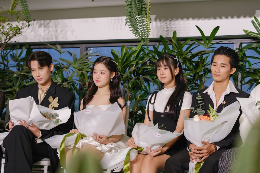 Lật mặt 8 của Lý Hải ra mắt dàn diễn viên kết hợp nhiều thế hệ - Ảnh 2. Lật mặt 8 của Lý Hải ra mắt dàn diễn viên kết hợp nhiều thế hệ - Ảnh 2.