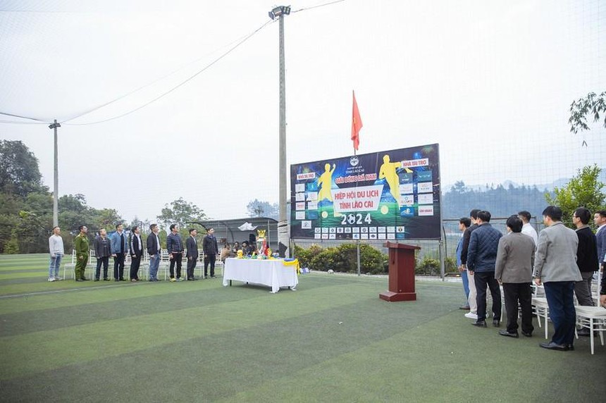 Ấn tượng thành tích của các cầu thủ Bamboo Sapa Hotel tại Giải bóng đá Hiệp hội Du lịch tỉnh Lào Cai - Ảnh 1.
