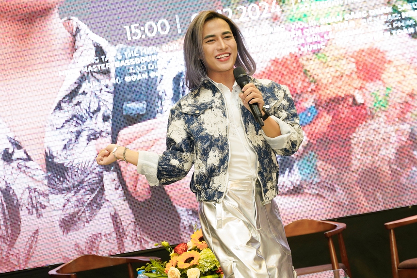 MV 'Hà Nội thu trong tôi' của ca nhạc sĩ HÚH - Ảnh 4.