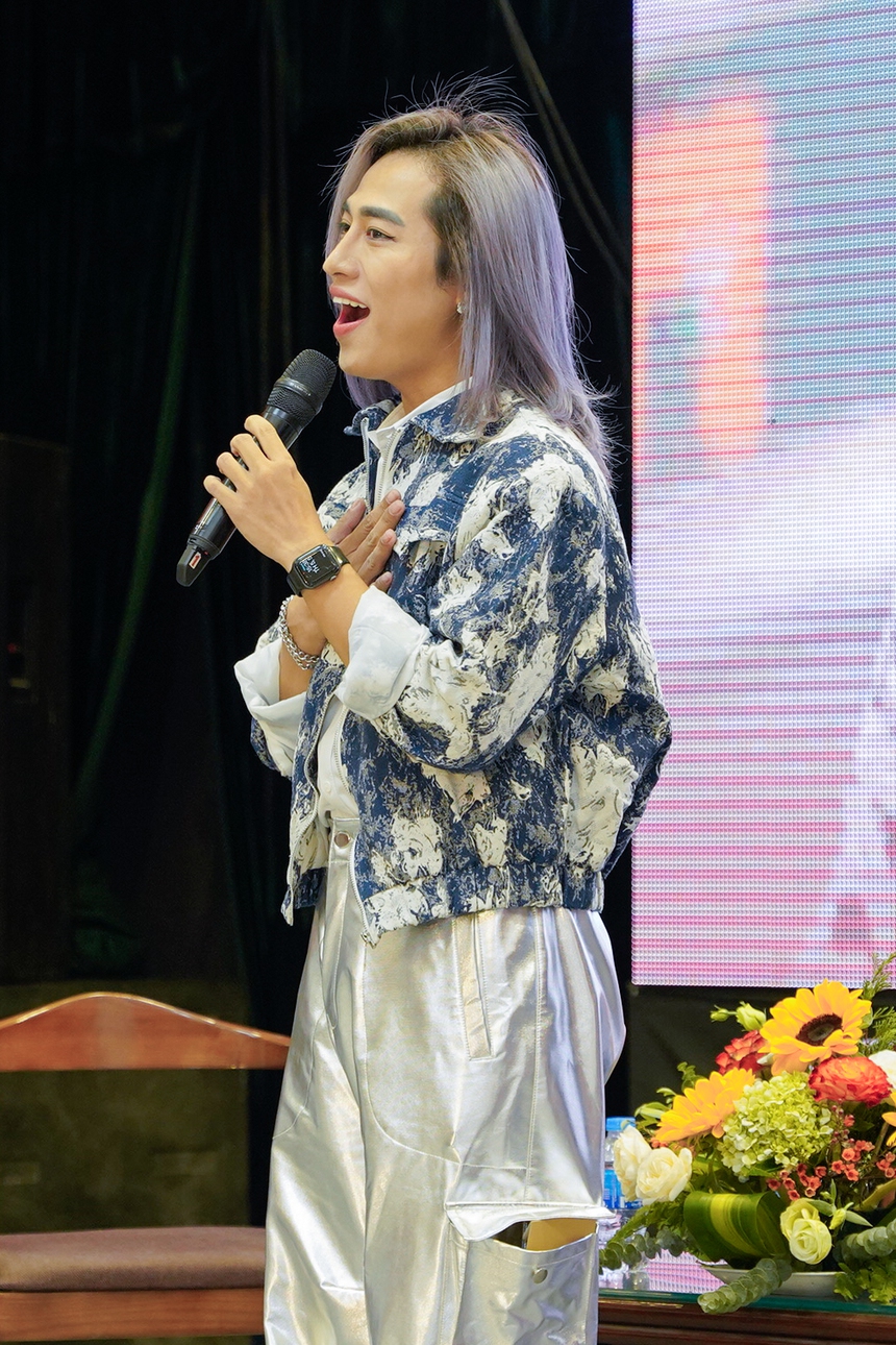 MV 'Hà Nội thu trong tôi' của ca nhạc sĩ HÚH - Ảnh 1.