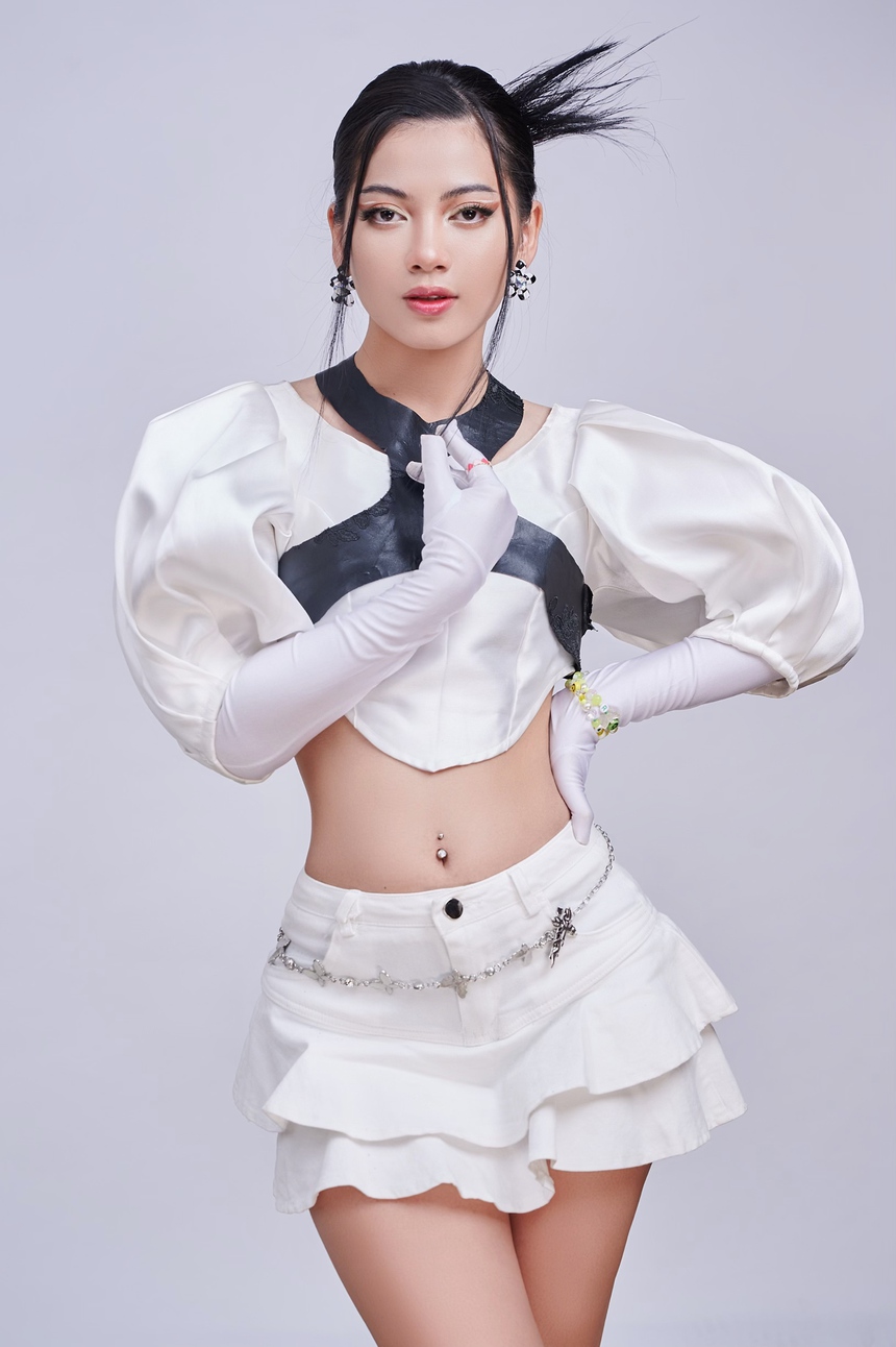 Xi Myn: Tiết chế "Anh không thích shao" để tránh gắn mác 18+ - Ảnh 1.