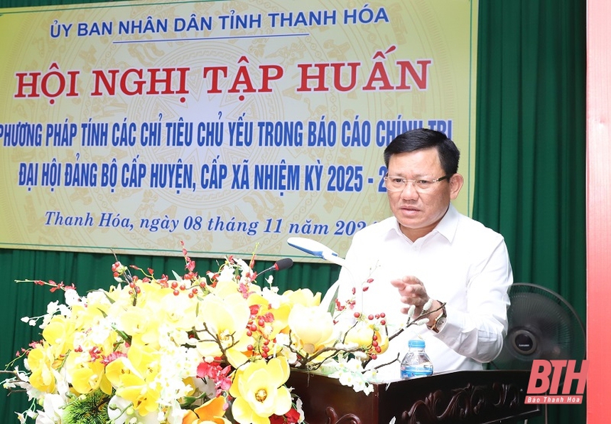 Chị hằng biên tập - Tập huấn phương pháp tính các chỉ tiêu chủ yếu trong Báo cáo Chính trị Đại hội Đảng bộ cấp huyện, cấp xã nhiệm kỳ 2025 -2030 - Ảnh 3.