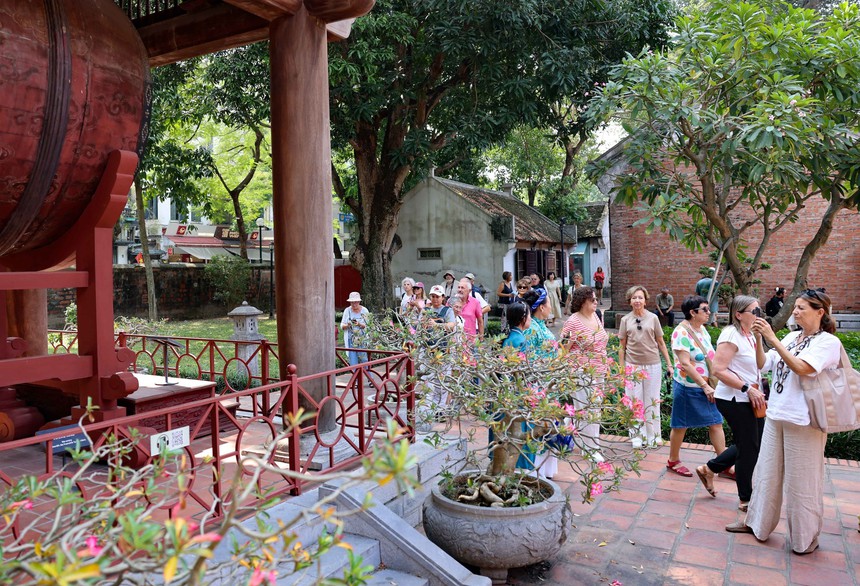 Du lịch Việt Nam sắp "cán đích" - Ảnh 4.