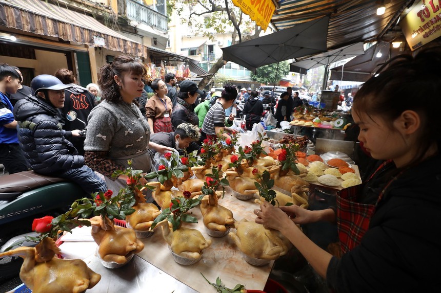 'Ông Công, ông Táo về Trời' - Tết đã gõ cửa từng nhà - Ảnh 4. 'Ông Công, ông Táo về Trời' - Tết đã gõ cửa từng nhà - Ảnh 4.