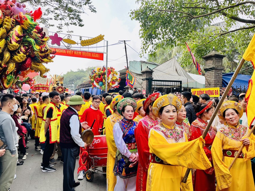 Tưng bừng Lễ hội rước pháo Đồng Kỵ - Ảnh 2.