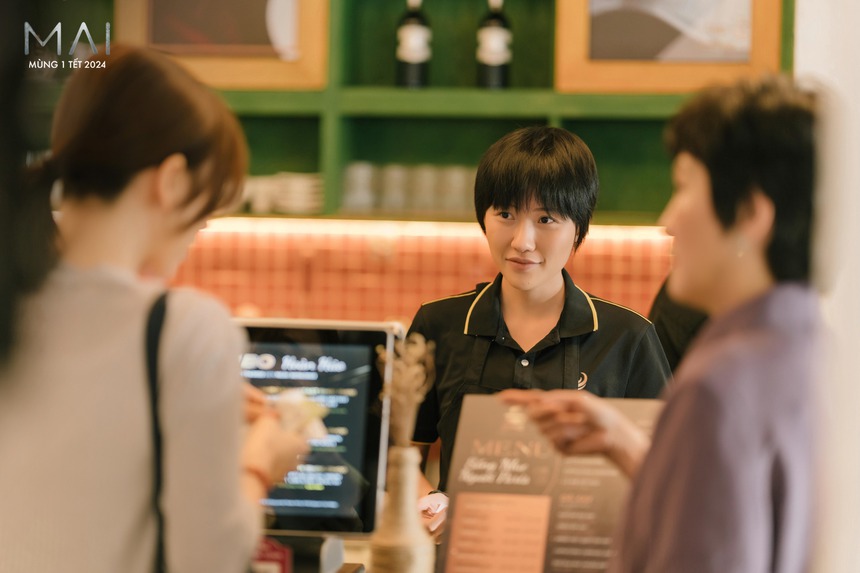 Đầu năm, gặp Bình Minh của 'Mai': 'Trời ơi, cái vai này quá hay'! - Ảnh 4. Đầu năm, gặp Bình Minh của 'Mai': 'Trời ơi, cái vai này quá hay'! - Ảnh 4.