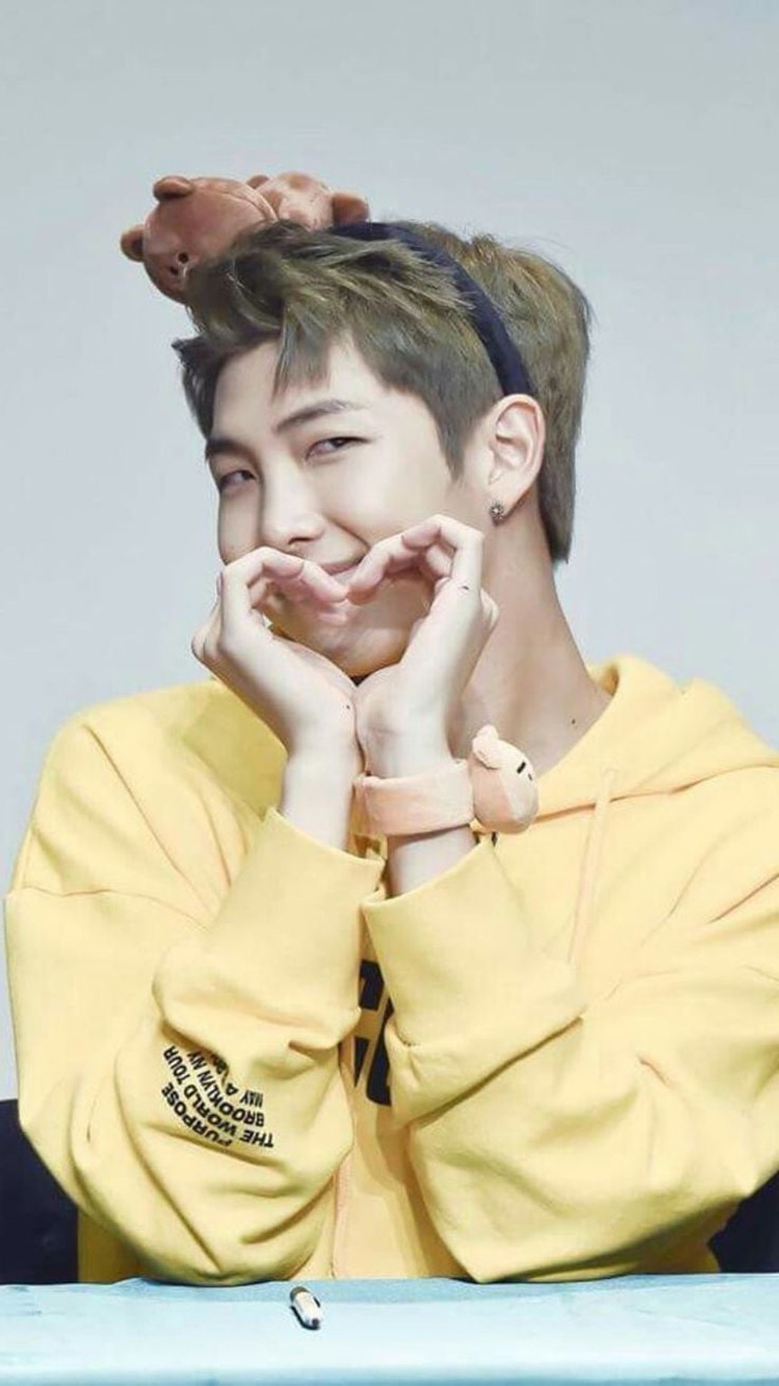 8 câu nói hay về tình yêu của RM BTS  - Ảnh 3.