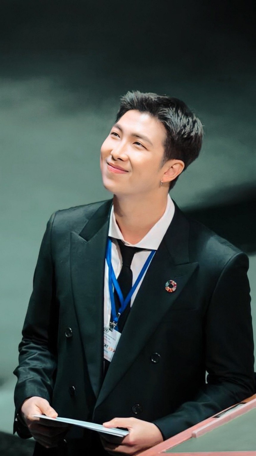 8 câu nói hay về tình yêu của RM BTS  - Ảnh 4.