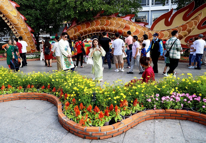 Bắc Bộ tăng nhiệt, Nam Bộ có nơi nắng nóng gay gắt - Ảnh 1.