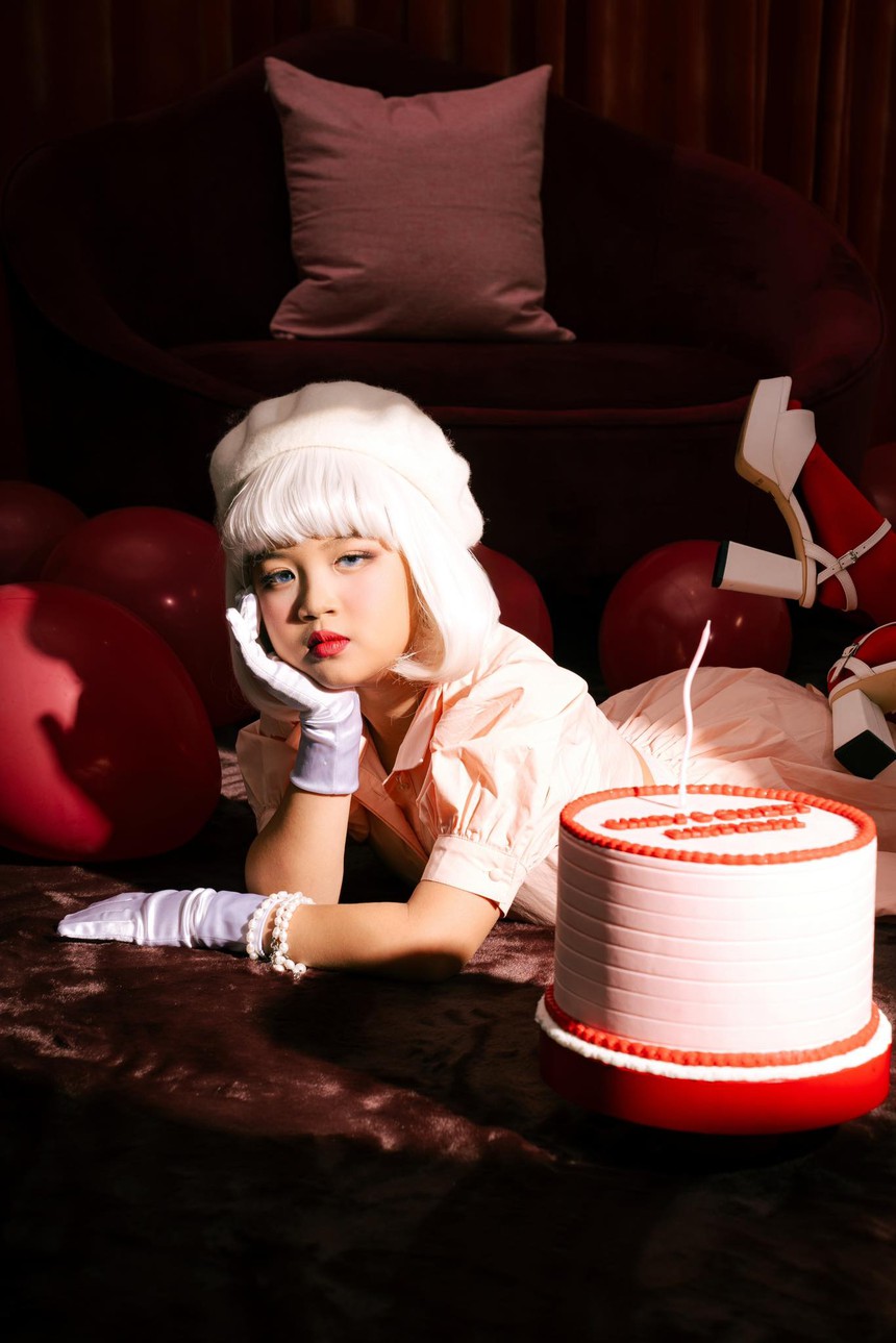 Vẻ đáng yêu của mẫu nhí 9 tuổi Minnie Cindy trong bộ ảnh mang phong cách vintage - Ảnh 2.