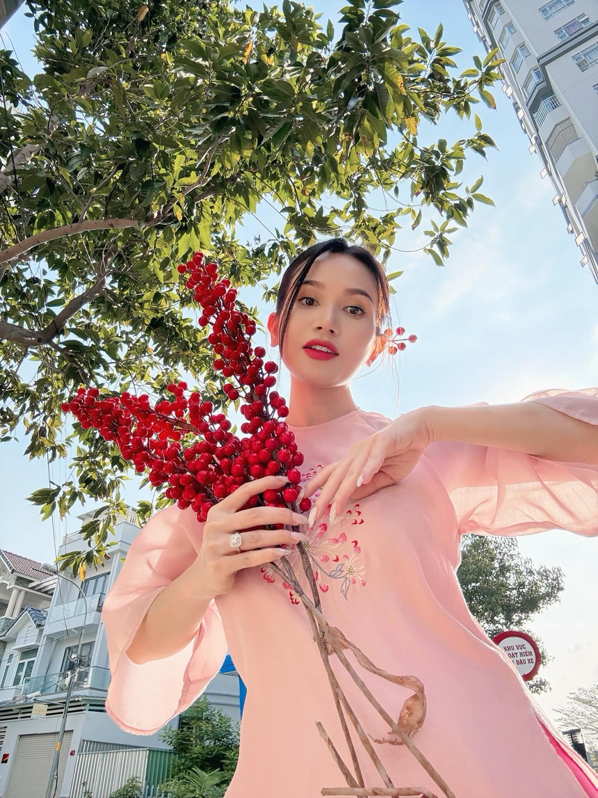 Sĩ Thanh - Hữu Vi nói về cảnh thân mật trong 'Yêu trước ngày cưới' - Ảnh 1.