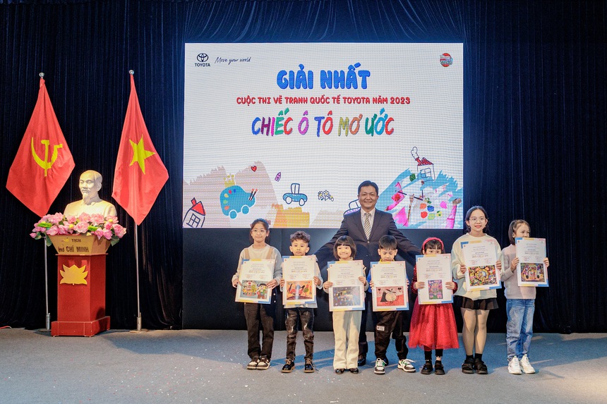 Hành trình 13 năm của "Chiếc ô tô mơ ước" tại Việt Nam - Ảnh 2.