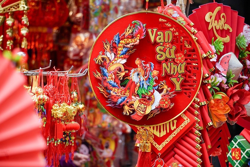 Nhộn nhịp chợ hoa Hàng Lược những ngày cận Tết - Ảnh 2.