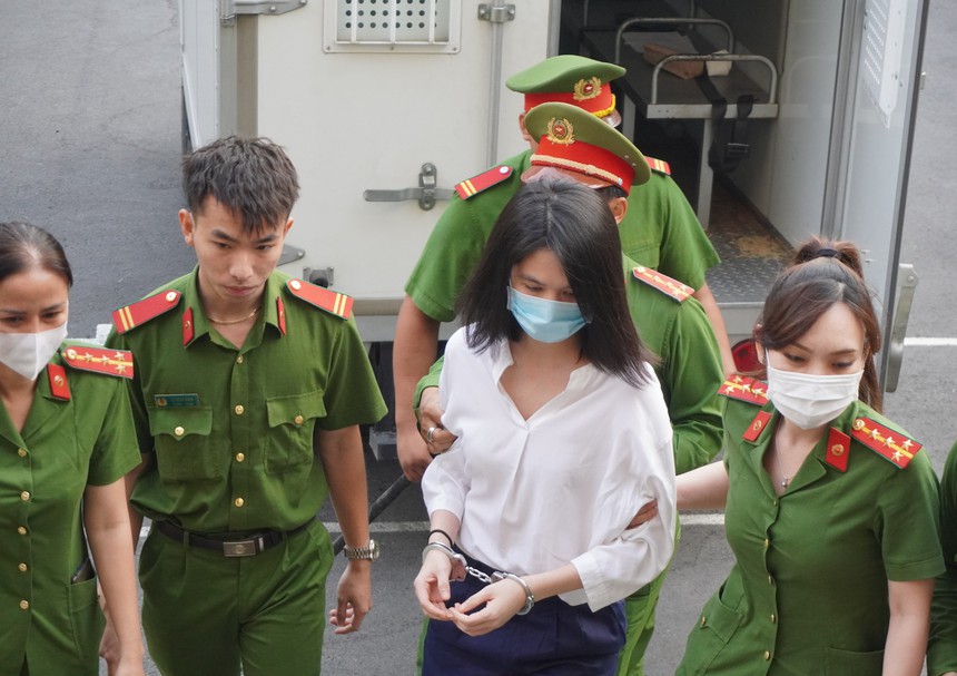 Thành phố Hồ Chí Minh: Xét xử người mẫu Ngọc Trinh - Ảnh 1.