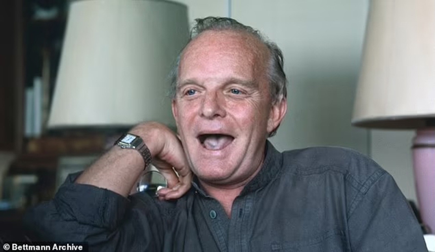 (Bài đăng Chủ nhật) Những năm cuối đời đầy bi kịch của nhà văn Truman Capote, rơi vào vòng xoáy nghiện ma túy và ảo giác - Ảnh 1.