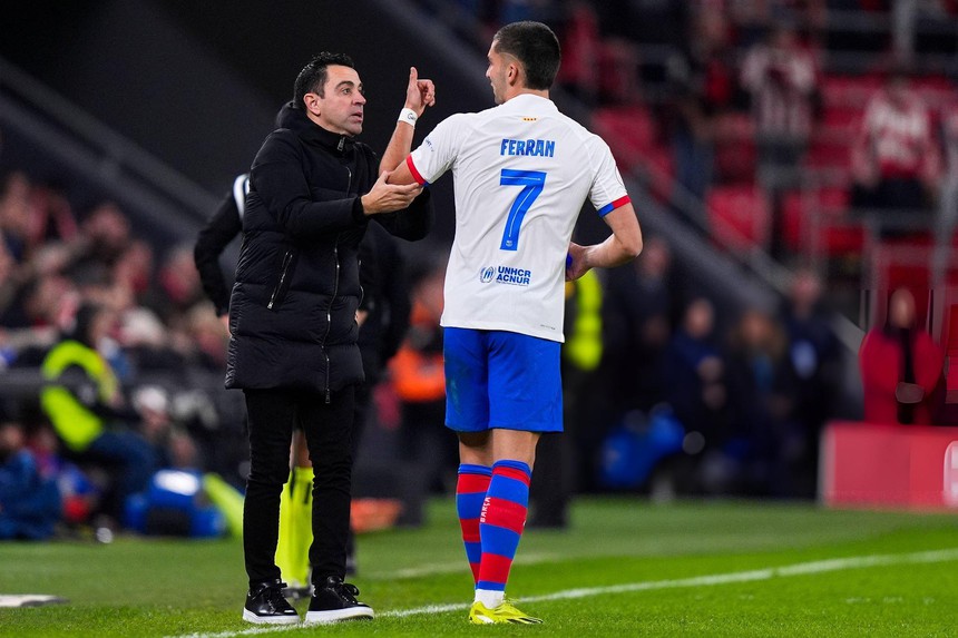 Cabin BLV: Barcelona cần lửa từ HLV Xavi - Ảnh 1. Cabin BLV: Barcelona cần lửa từ HLV Xavi - Ảnh 1.