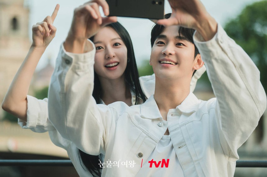 'Queen of Tears' của Kim Soo Hyun hứa hẹn là 'bom tấn' phim Hàn tháng 3 - Ảnh 5.