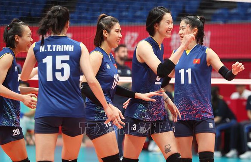 Tin nóng thể thao sáng 21/2: HLV Troussier so sánh V-League với giải hạng 3 Pháp, bóng chuyền Việt Nam đối mặt bài toán khó ở giải đấu lịch sử - Ảnh 3.