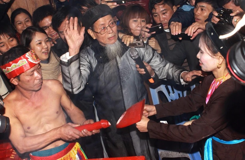 Độc đáo lễ hội Linh tinh tình phộc tại Phú Thọ - Ảnh 2. Độc đáo lễ hội Linh tinh tình phộc tại Phú Thọ - Ảnh 2.