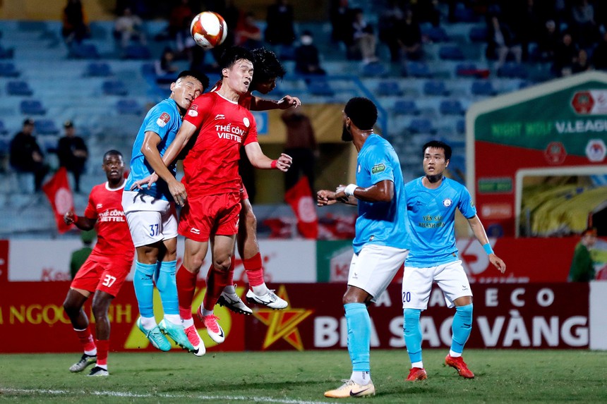 Sở hữu QBV Việt Nam và nhiều tuyển thủ, Thể Công Viettel vì sao đang phải đua trụ hạng? - Ảnh 2.