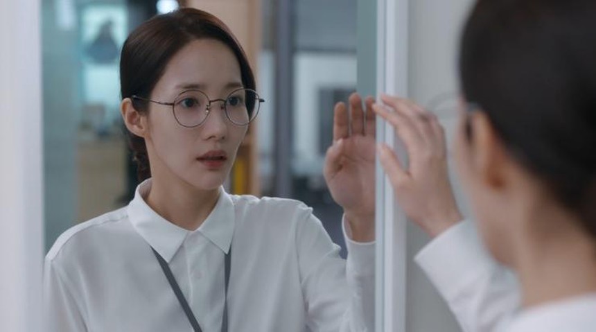 (Bài đăng thứ 7) Park Min Young vượt qua 'giông bão' cuộc đời nhờ phim 'Cô đi mà lấy chồng tôi' - Ảnh 2.