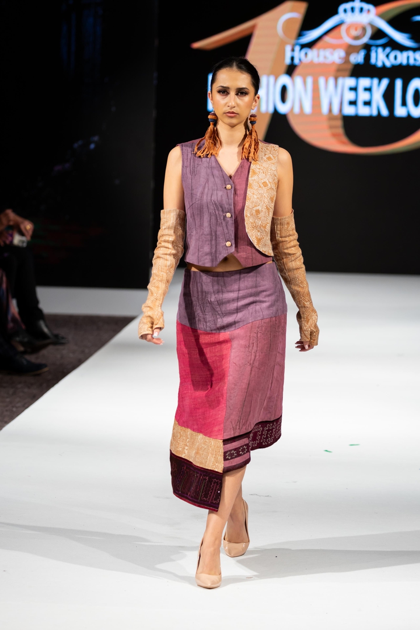 NTK La Phạm mang thổ cẩm Việt lên sàn diễn thời trang London - Ảnh 5. NTK La Phạm mang thổ cẩm Việt lên sàn diễn thời trang London - Ảnh 5.