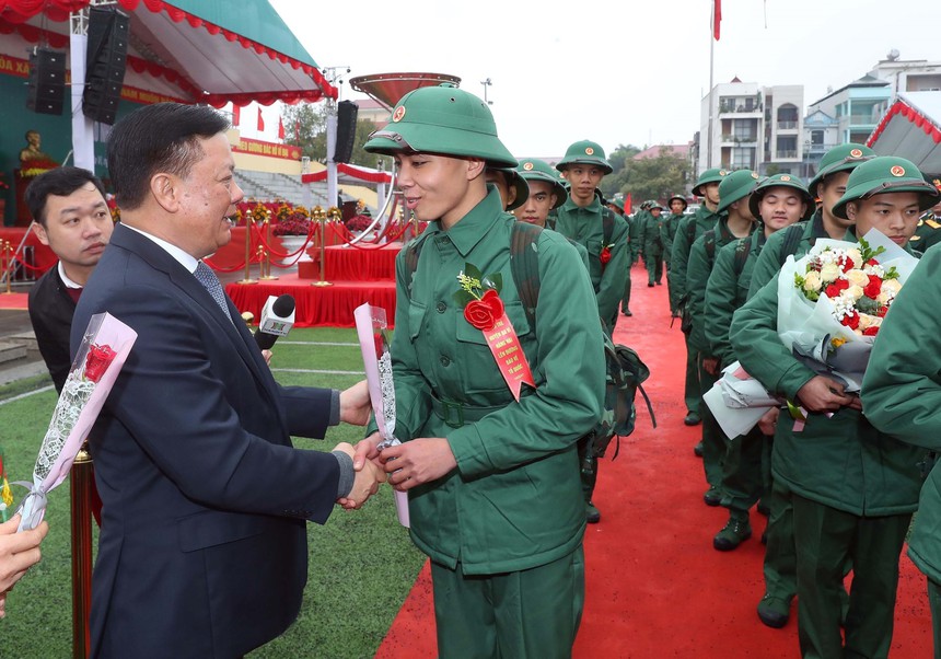 Gần 4.500 thanh niên Thủ đô lên đường nhập ngũ - Ảnh 3.