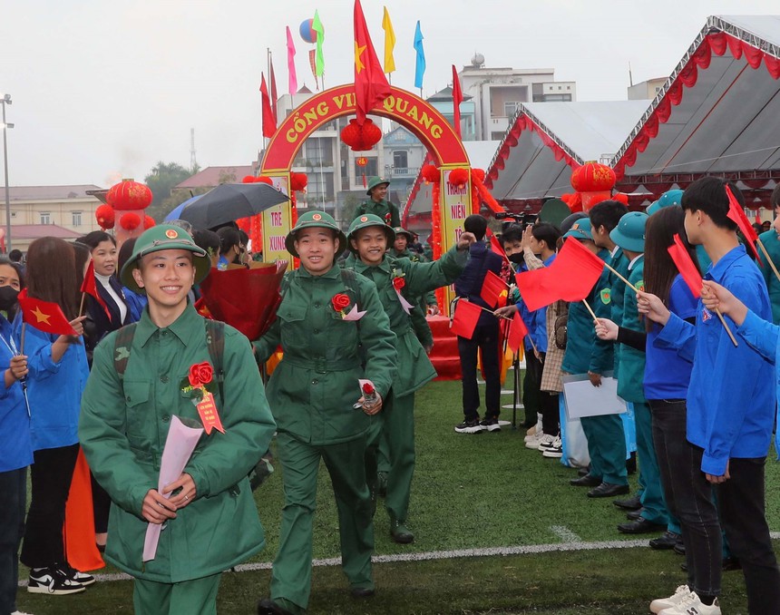 Gần 4.500 thanh niên Thủ đô lên đường nhập ngũ - Ảnh 6.