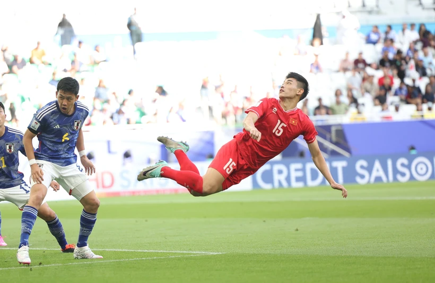 Sao trẻ mới nổi của ĐT Việt Nam nhận tin vui sau án kỷ luật ở CLB - Ảnh 2.