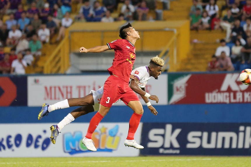 HLV Lê Huỳnh Đức: "Toàn đội rất mệt mỏi" - Ảnh 1.