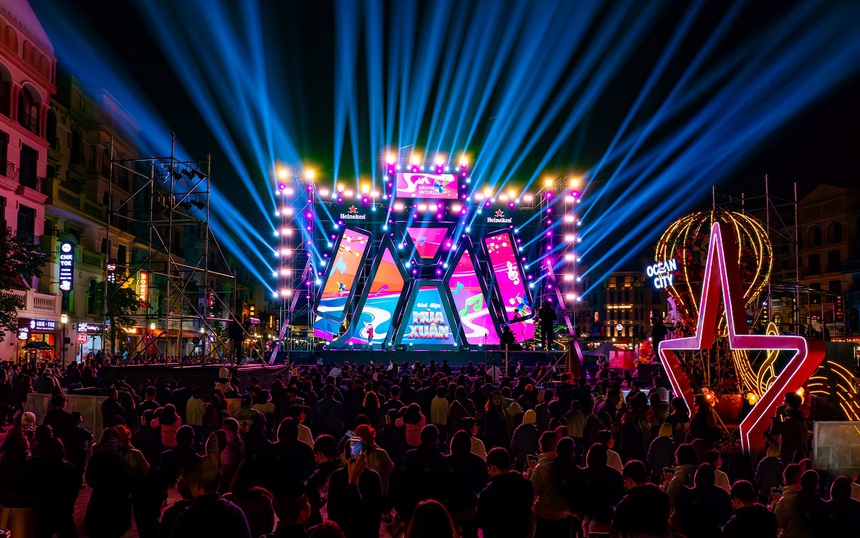 Grand World vươn top đầu danh sách 10 địa điểm vui chơi giải trí Tết 2024 tại Hà Nội - Ảnh 4. Grand World vươn top đầu danh sách 10 địa điểm vui chơi giải trí Tết 2024 tại Hà Nội - Ảnh 4.