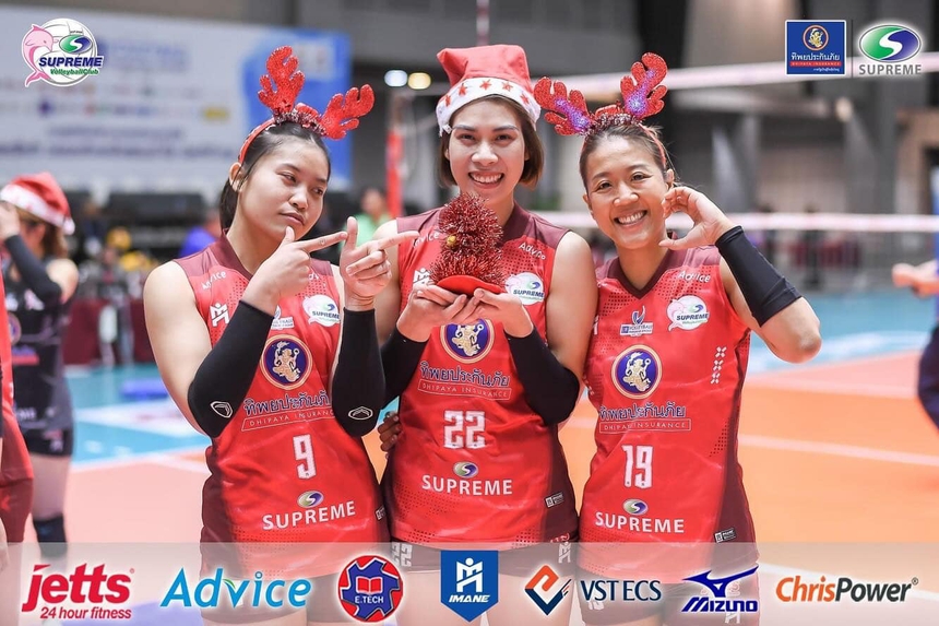 Dàn sao bóng chuyền nữ Việt Nam chuẩn bị Tết Giáp Thìn: Người lên đồ đón xuân, kẻ tất bật vì thi đấu - Ảnh 6.