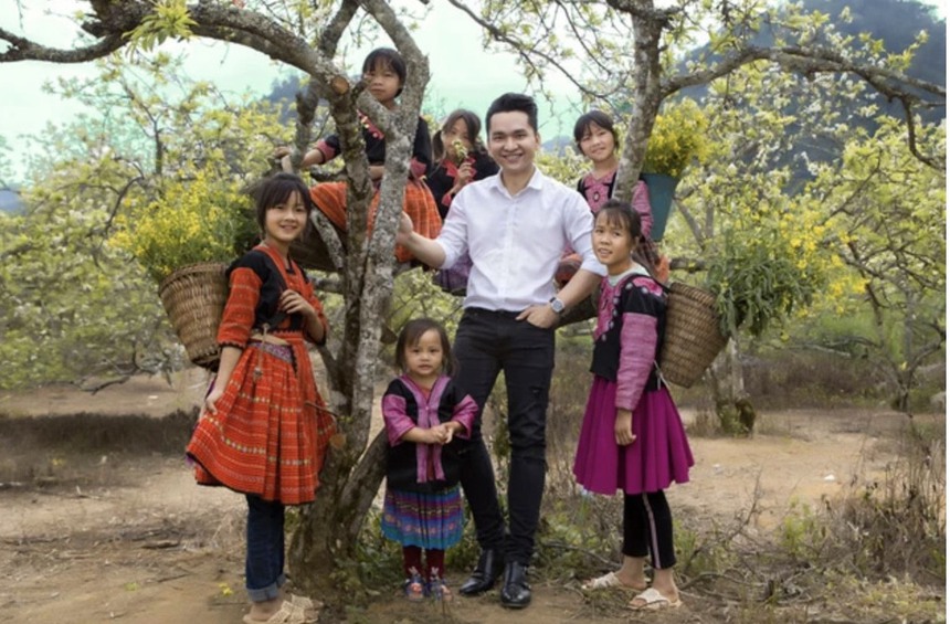 9 năm đồng hành cùng "Cặp lá yêu thương", MC Hạnh Phúc vẫn "run" trước giờ lên sóng trực tiếp - Ảnh 2.