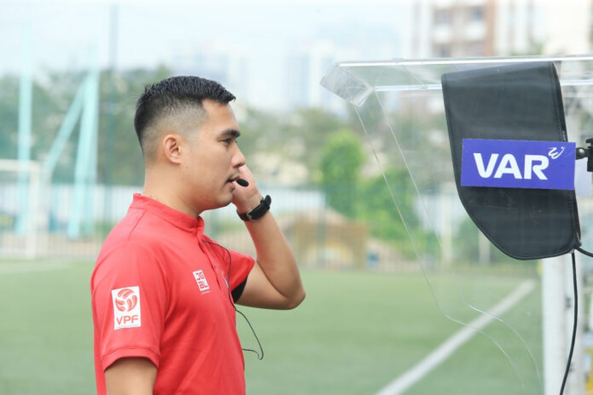 V-League trở lại, VAR lập tức xuất hiện ở những ‘trận cầu đinh’ - Ảnh 2.