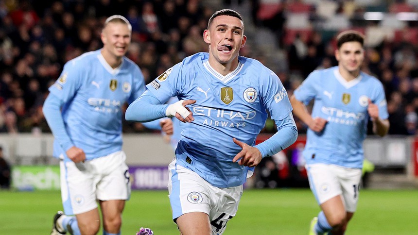 Brentford 1-3 Man City: Thắng nhờ hat-trick của Foden, Man Xanh áp sát ngôi đầu BXH - Ảnh 2.