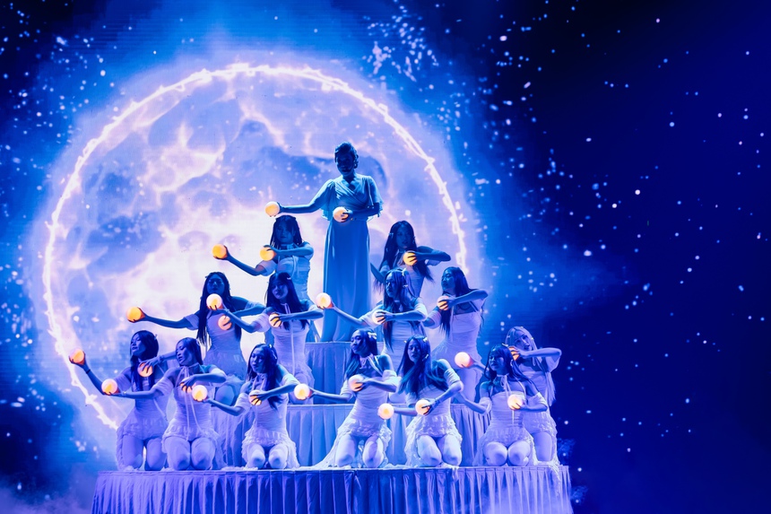 ‘Tết đẹp’: Bữa tiệc âm nhạc đầu Xuân hoành tráng và tràn đầy cảm xúc - Ảnh 4.