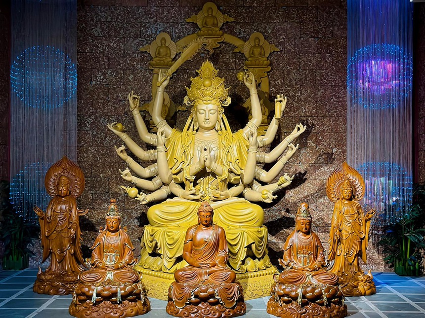 Lâm Tường Quân: Nghệ nhân trẻ tạc tượng Quan Âm bằng gỗ nặng 8 tấn  - Ảnh 3.