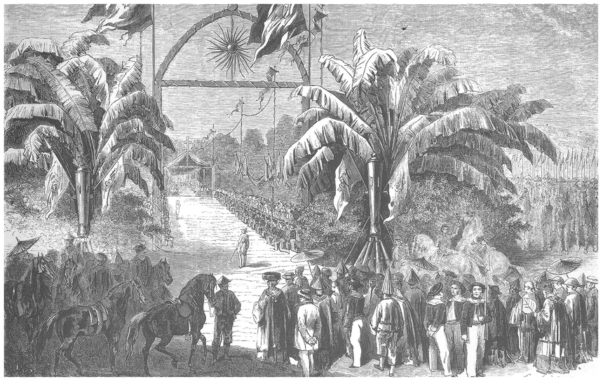 BÀI TẾT - Ảnh = Ký ức = Lịch sử: Từ 'Khải Hoàn Môn' đến những 'cổng chào' ngày tiếp quản Thủ đô - Ảnh 2.