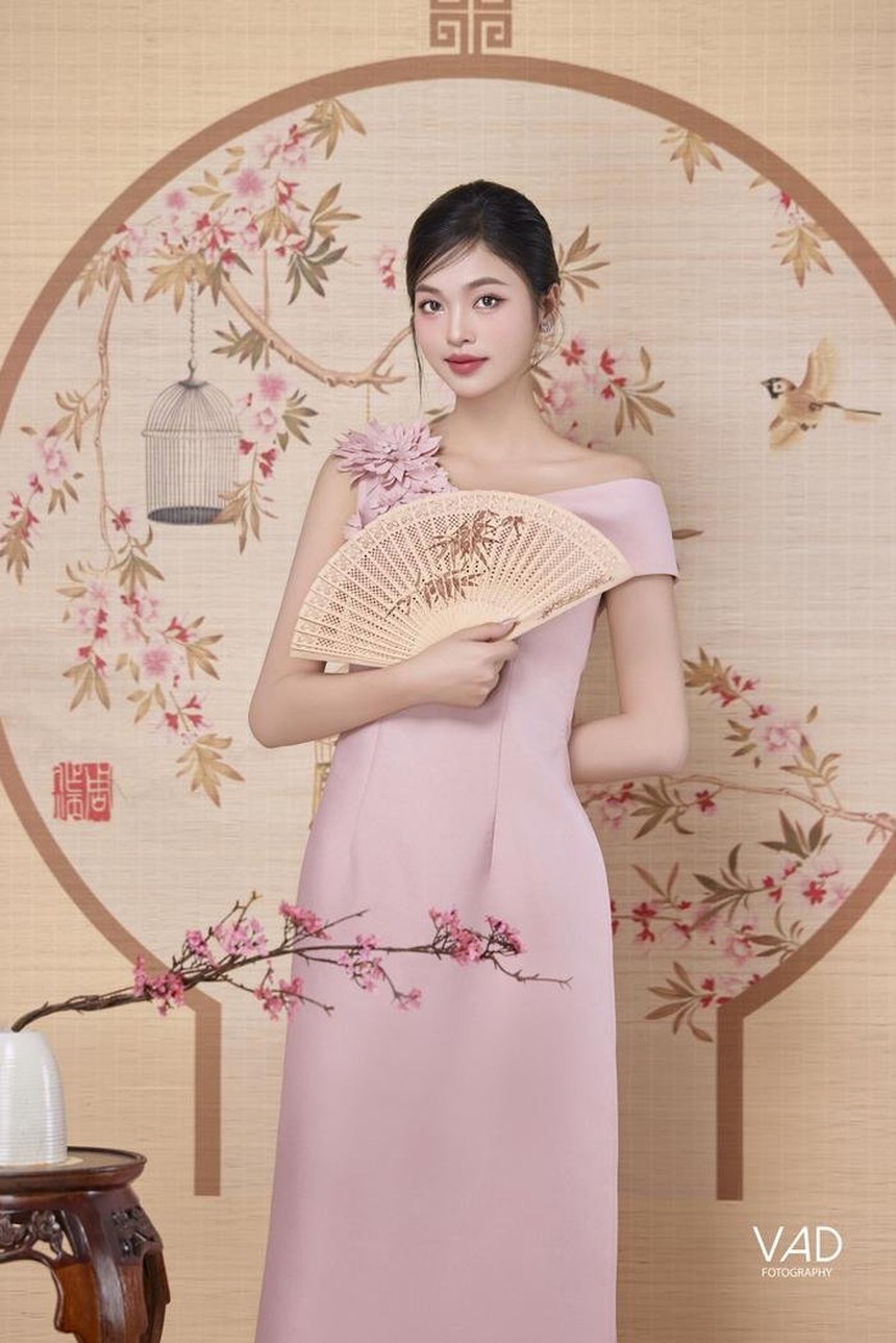 Ngây ngất trước nhan sắc của sao bóng chuyền đăng quang Hoa khôi Hà Nội 2023 - Ảnh 8.