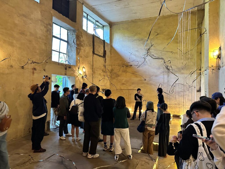 BÀI TẾT - 'Dòng chảy' di sản công nghiệp - Ảnh 8. BÀI TẾT - 'Dòng chảy' di sản công nghiệp - Ảnh 8.